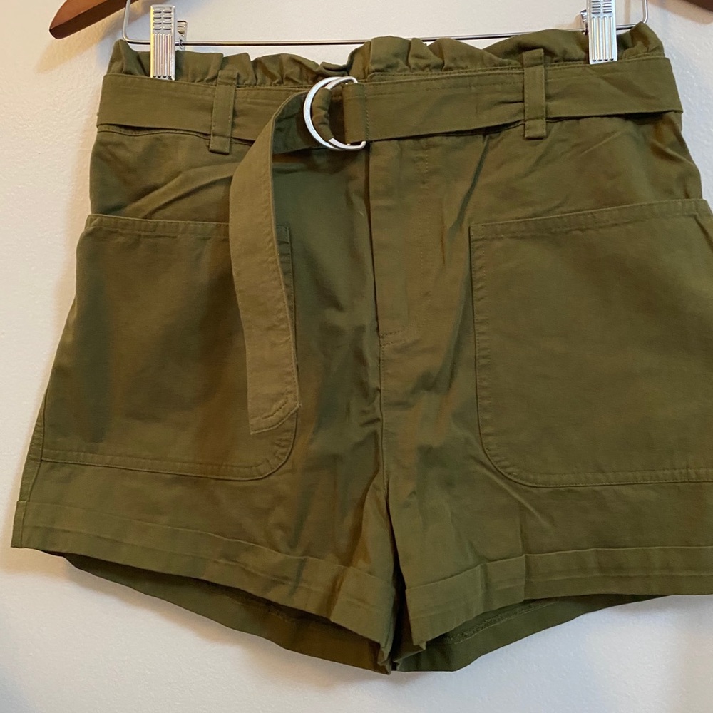 Cargo shorts - Picture 2 of 5